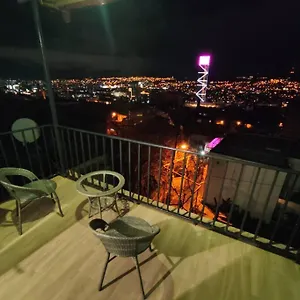 Luca's In Old Тбилиси